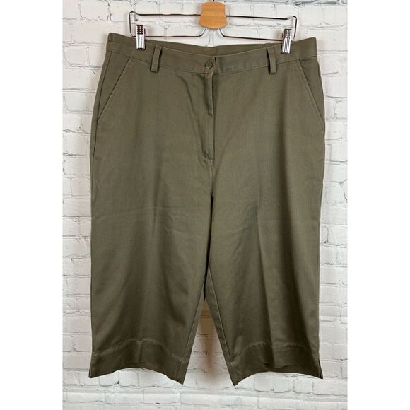 CABIN CREEK green khaki cotton capri pants size 18 NWOT - Picture 1 of 5
